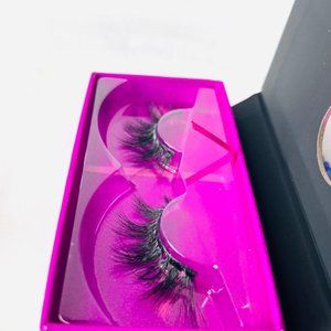 Faux Mink Pink Tip lashes